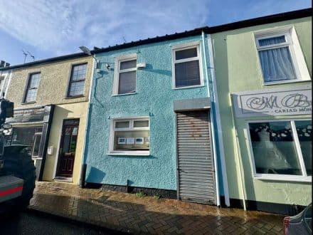 Freehold Property In Need Of Refurbishment