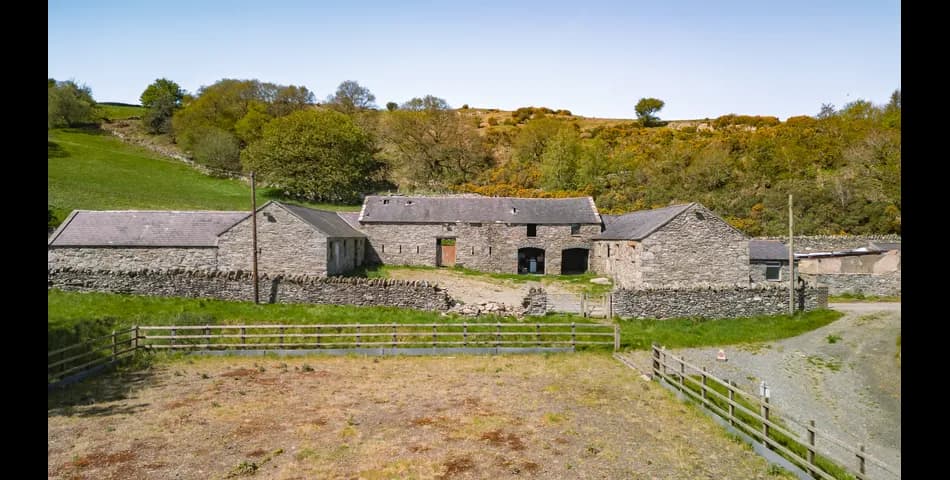 Property Image 0