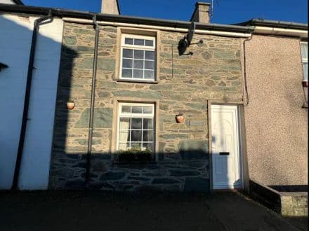 Terraced 3 Bedroom Property in need of Modernisation
