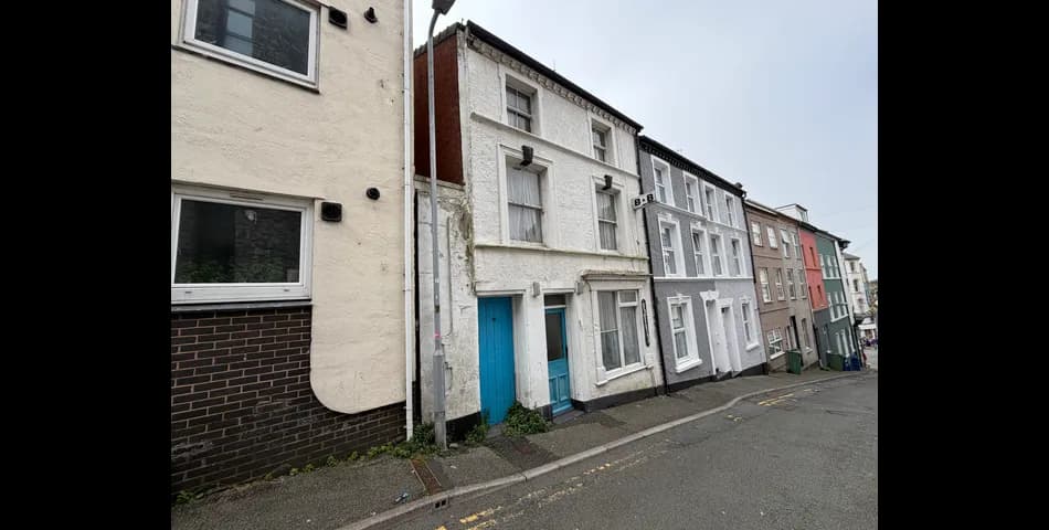 Property Image 0
