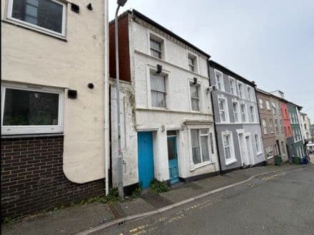 Property In Caernarfon