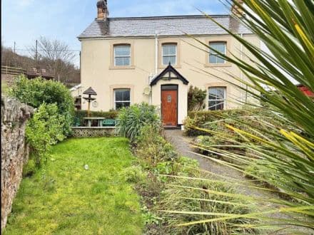 3 Bedroom House near Llandudno Junction